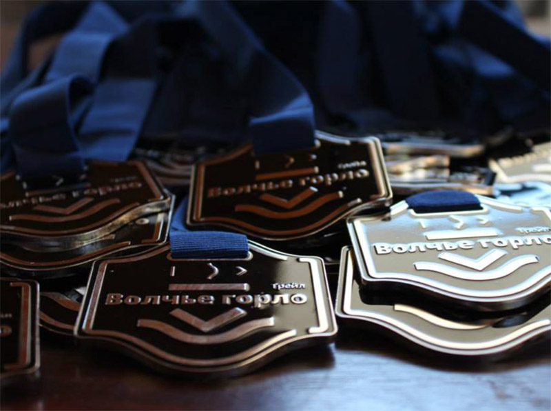Медалі фінішера для трейлу Волчье горло - елемент спортивного маркетингу та брендингу заходів